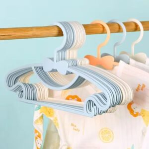 Durable Non-Slip Plastic Hangers